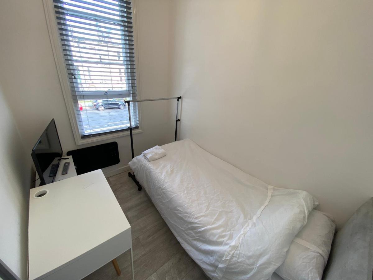 Small Single Room Walking Distance To Hove Station Exterior foto